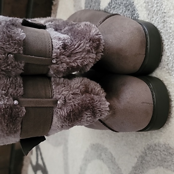 G by Guess GGamblr sz8 womens gray faux suede ankle boot outdoor winter - Picture 4 of 5